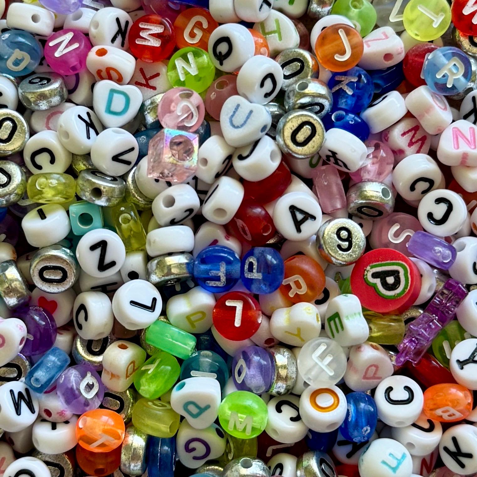 Random Letter Beads!! 100 pcs