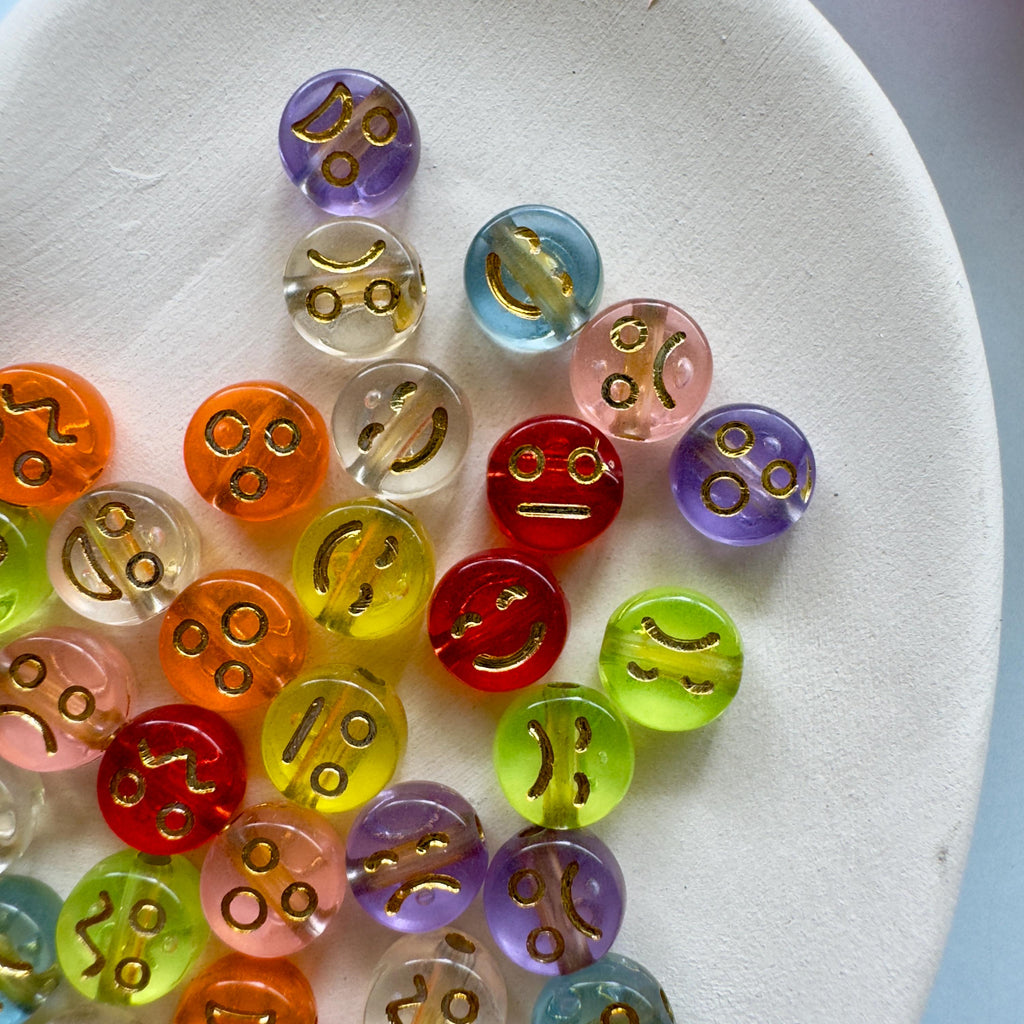 Colorful Metallic Emoji Beads - Transparent Acrylic Funny Face Beads, Gold Inlay, 7x4mm, 100 pcs