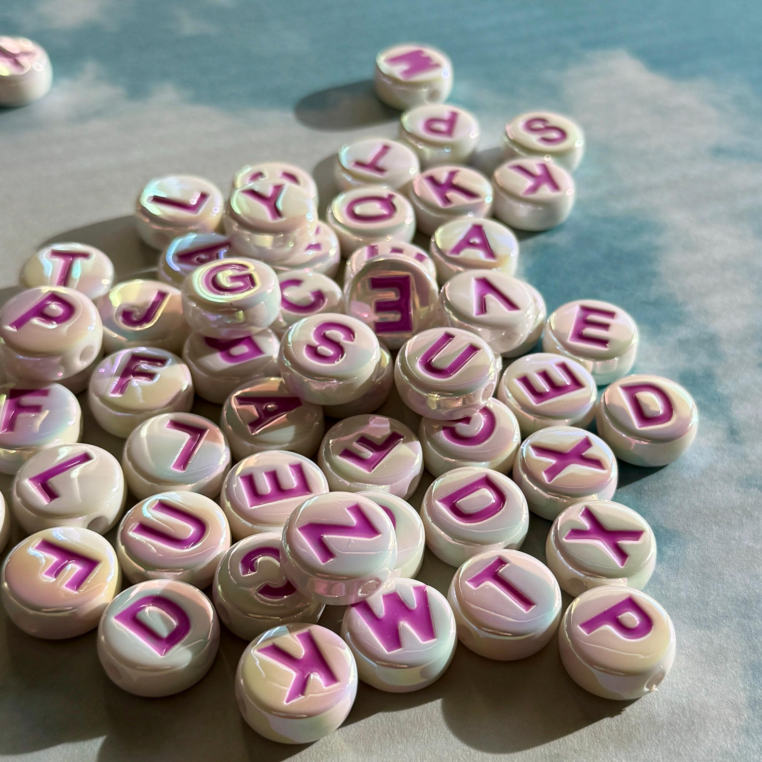 Jumbo Letter Beads, 15mm, Hole: 2.2mm, UV Plated Iridescent Beads, Flat Round Acrylic Alphabet Beads for Kandi