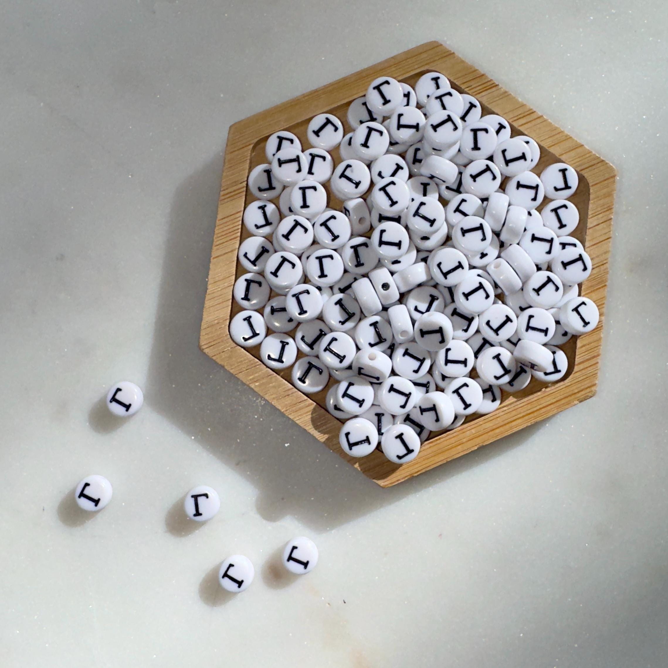 Greek Letter Beads for Sorority Fraternity Jewelry Crafts, 7x4mm, Hole: 1mm, 5pcs of Individual Letters