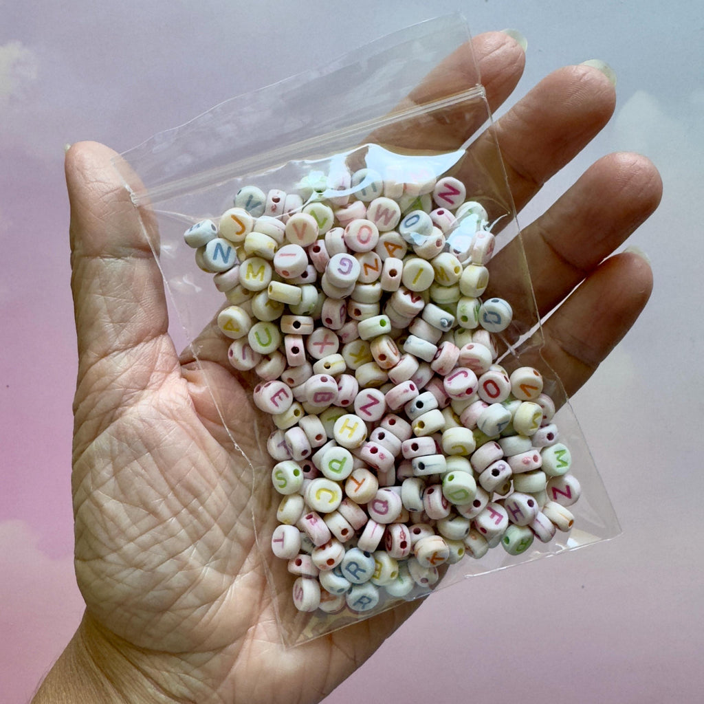 Colorful Acrylic Alphabet Beads: DIY Jewelry, Kandi, Kid Crafts, 260 pc (10 of each letter)