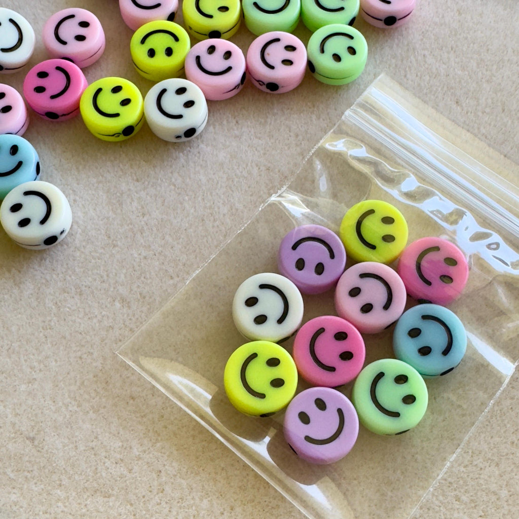 15mm Pastel Smiley Face Beads: Y2K Kawaii Acrylic Beads, 20 pcs