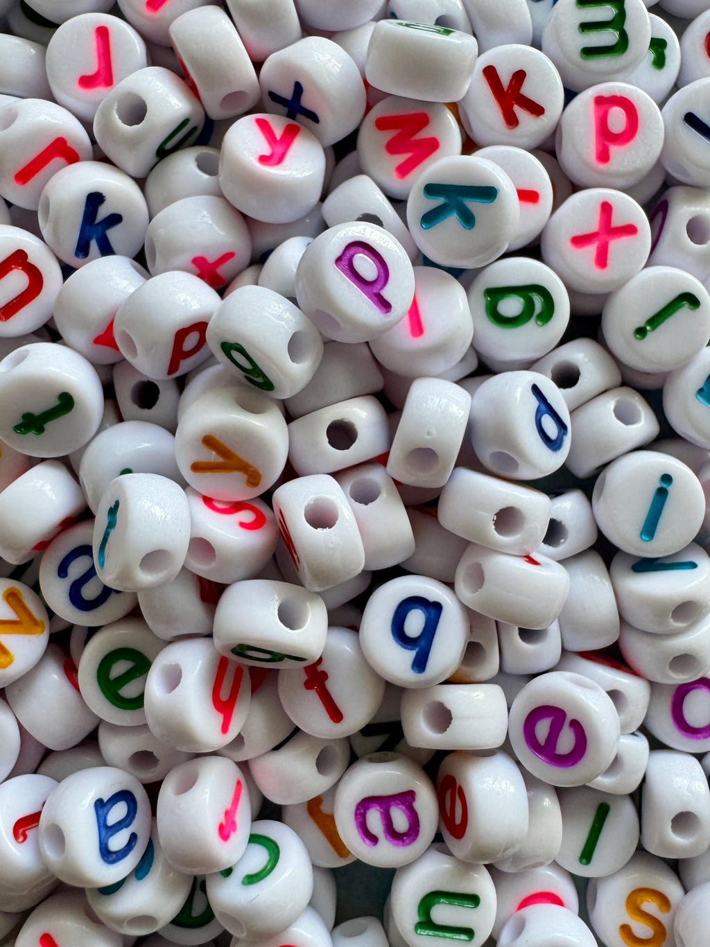 Colorful Lowercase Letter Beads, Acrylic Kandi Supplies (7mm, 100 Pieces)