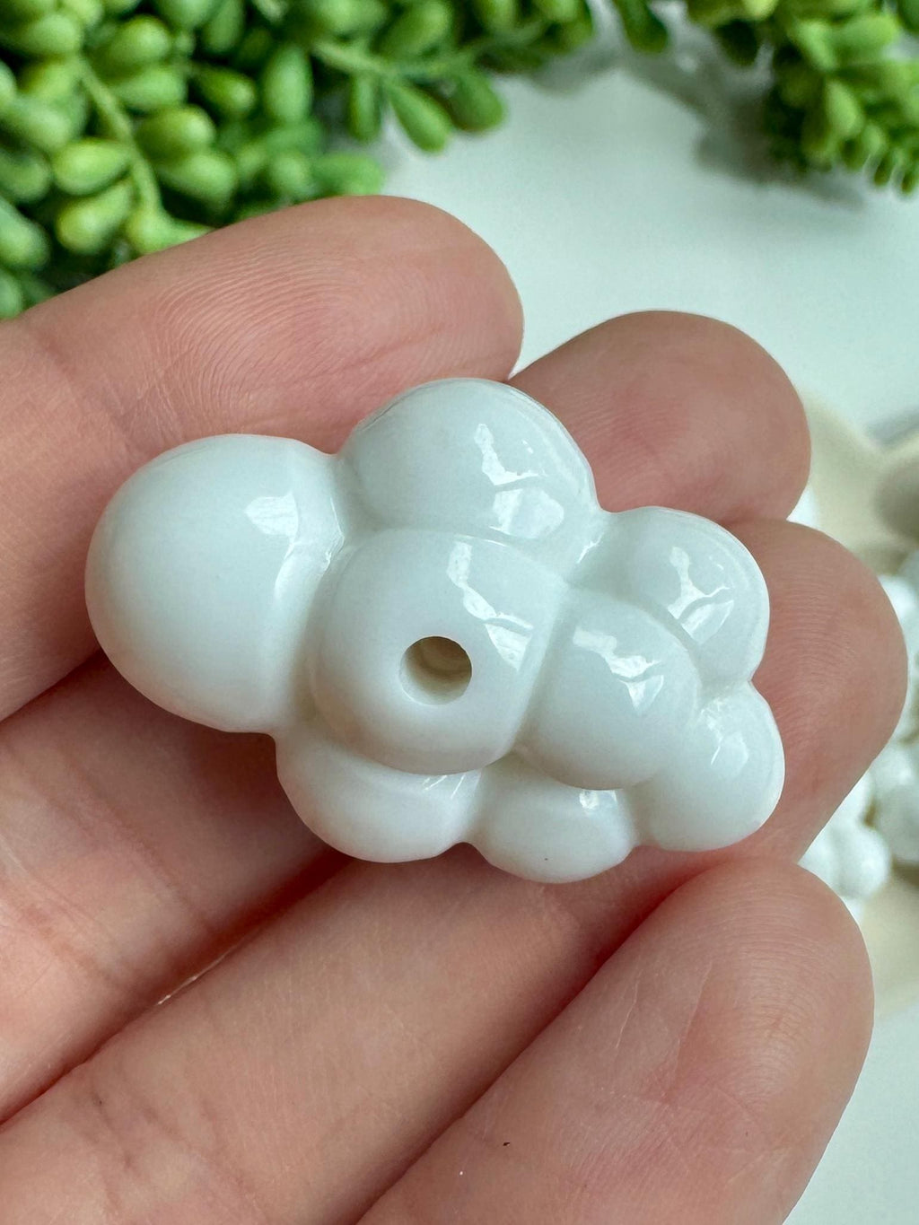 White Cloud Acrylic Beads, Chunky 3D, 33x23x17mm, 10 pc set