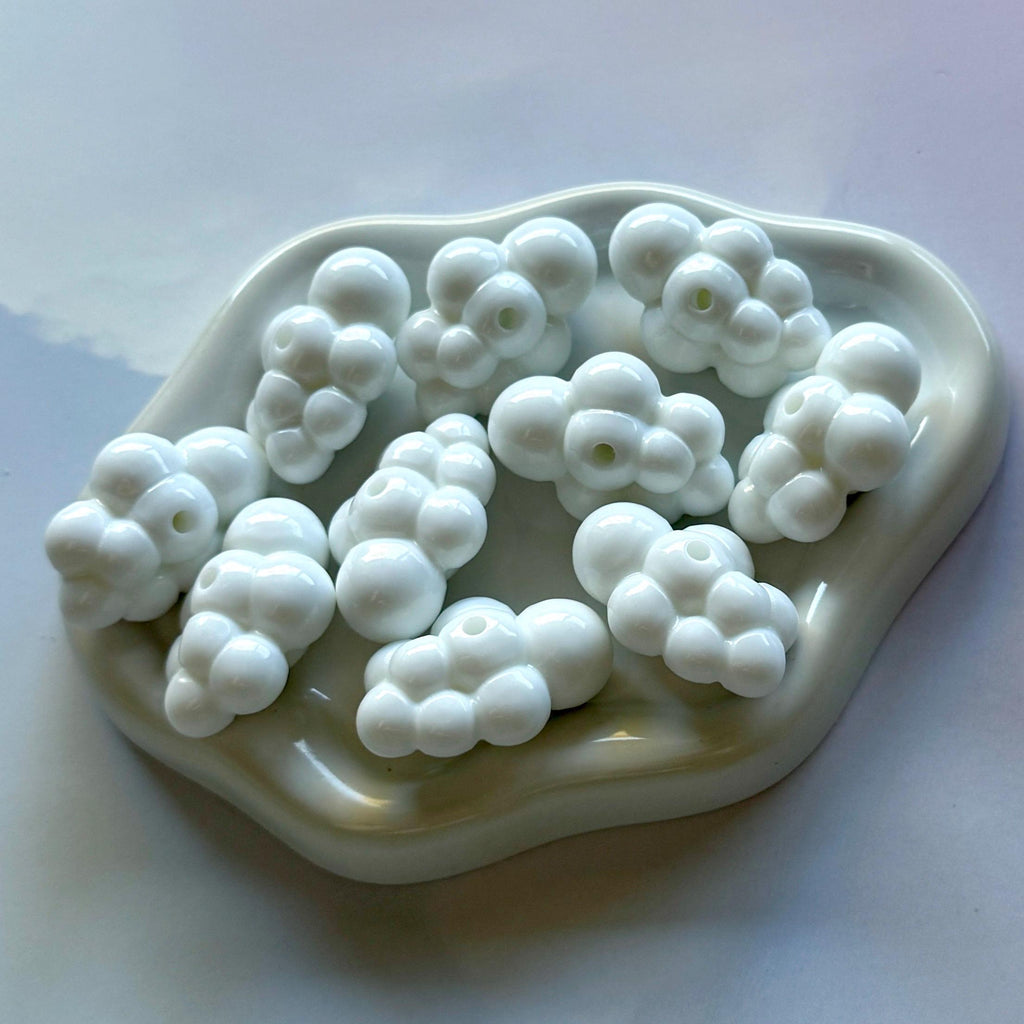White Cloud Acrylic Beads, Chunky 3D, 33x23x17mm, 10 pc set