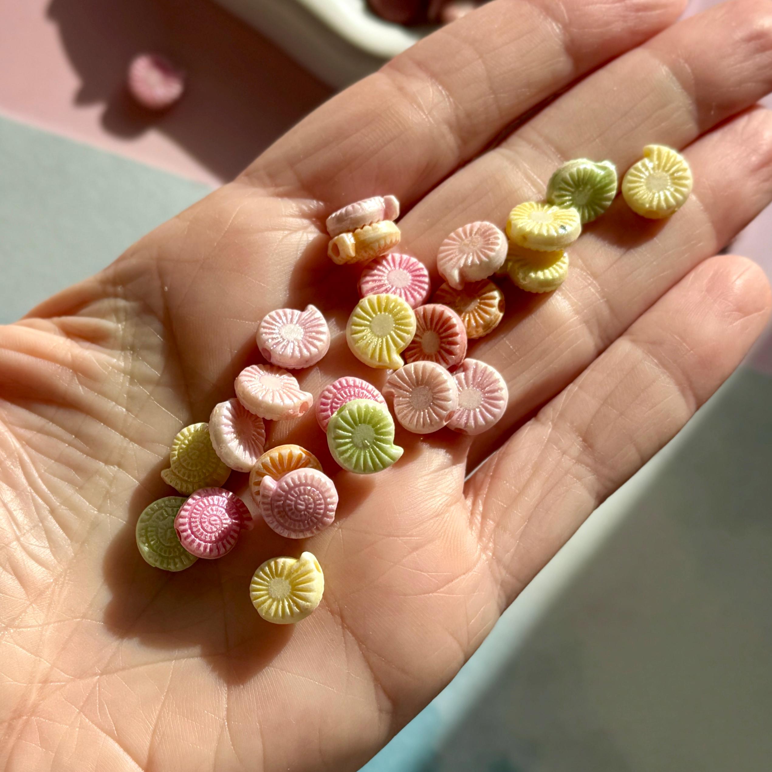 Shell Beads, 10.5mm, Hole: 1.8mm, 100 pcs