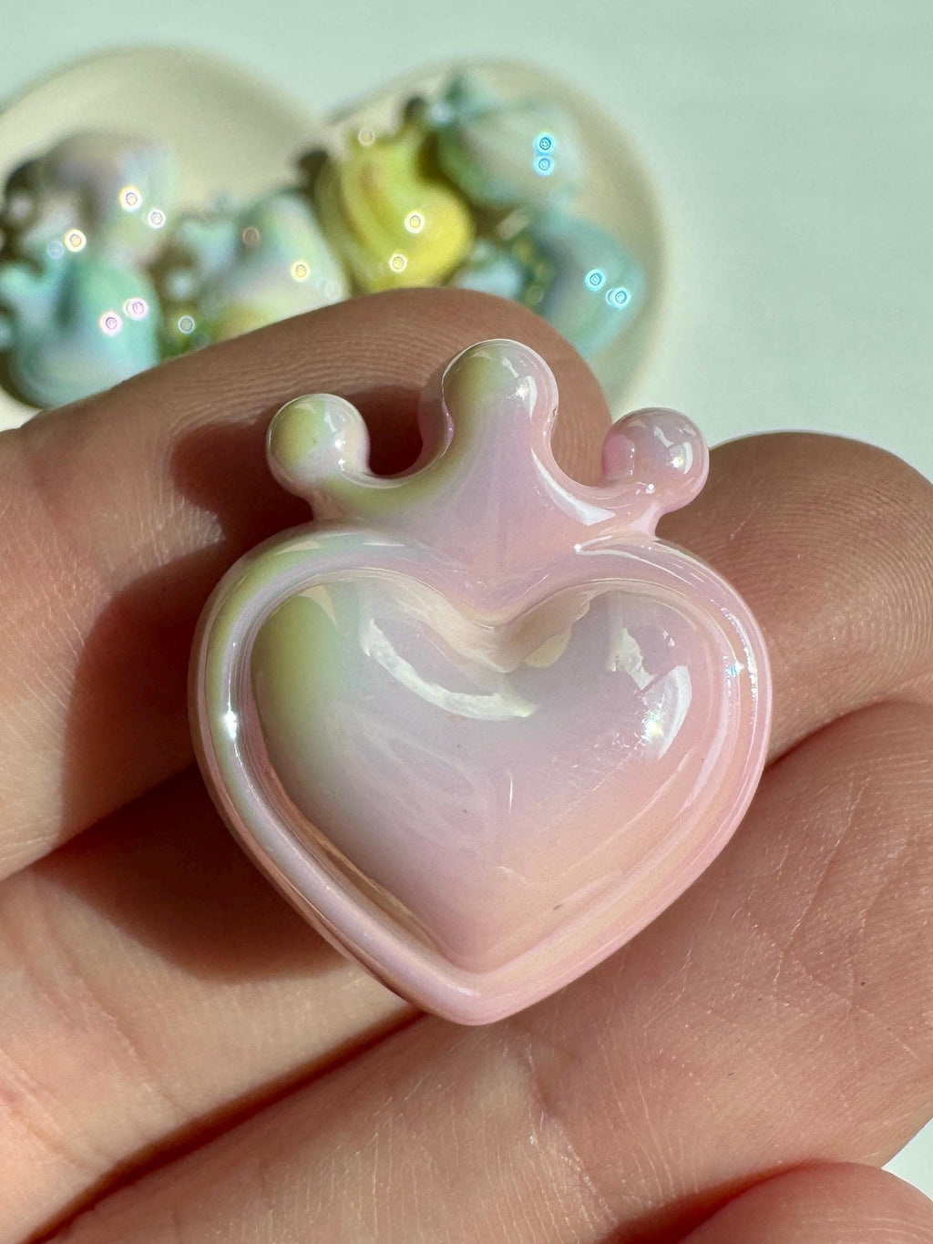 Heart Crown Beads, 24.5mm, Hole: 2mm