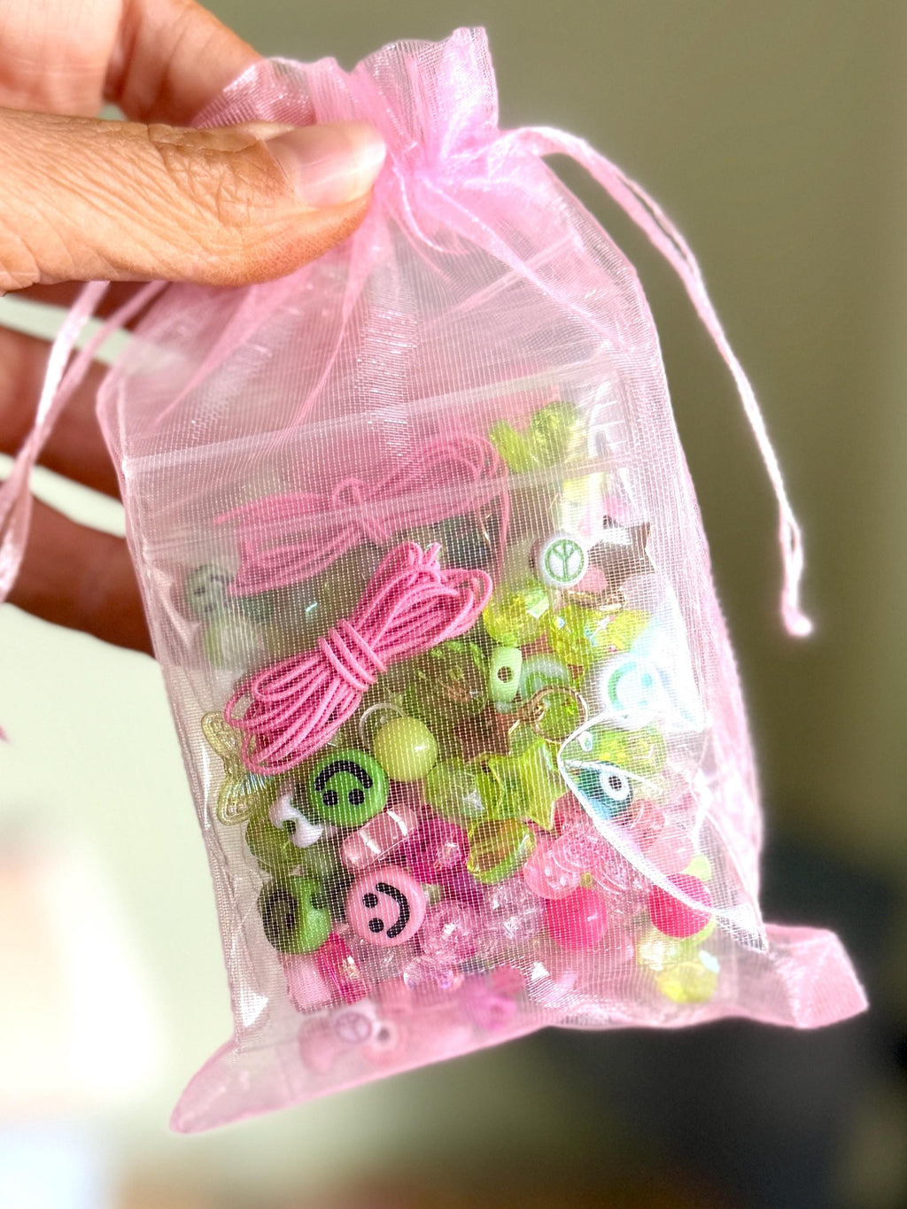 Kids DIY Bracelet Kit – Smiley Face Beads, Star Charms (Set of 5 Kits)