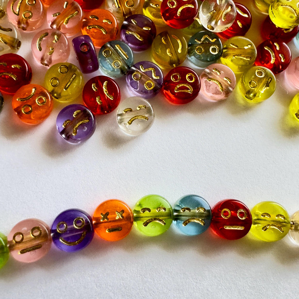 Colorful Metallic Emoji Beads - Transparent Acrylic Funny Face Beads, Gold Inlay, 7x4mm, 100 pcs