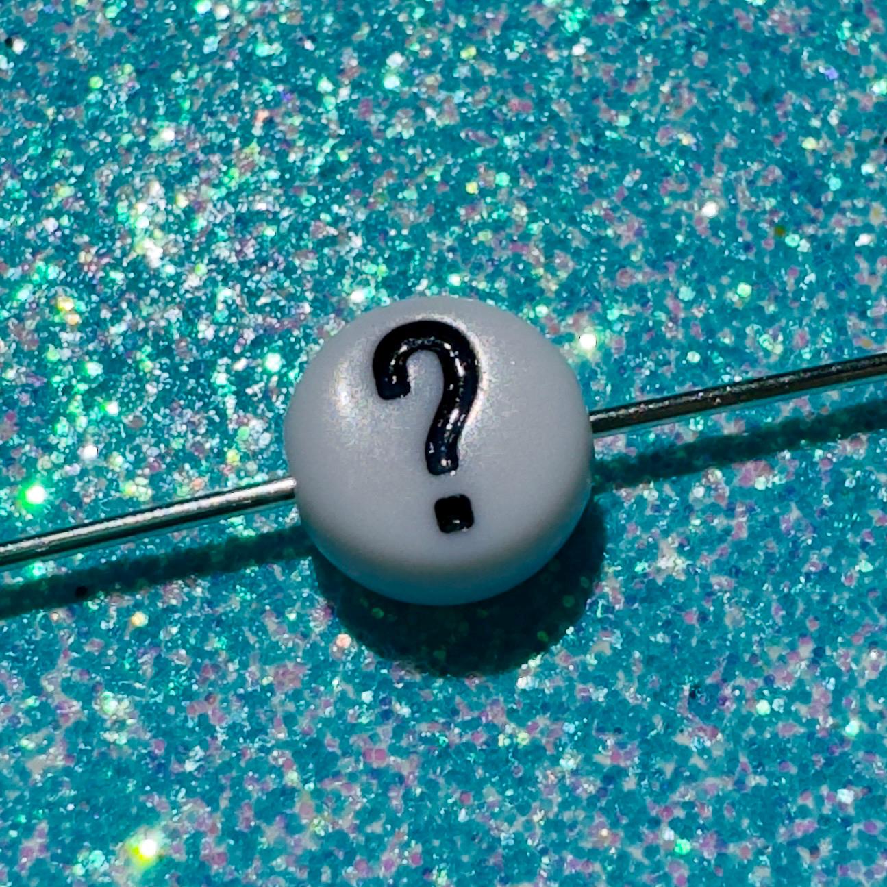 100 Punctuation Symbol Beads: White Acrylic 7mm Question Mark & Exclamation Point