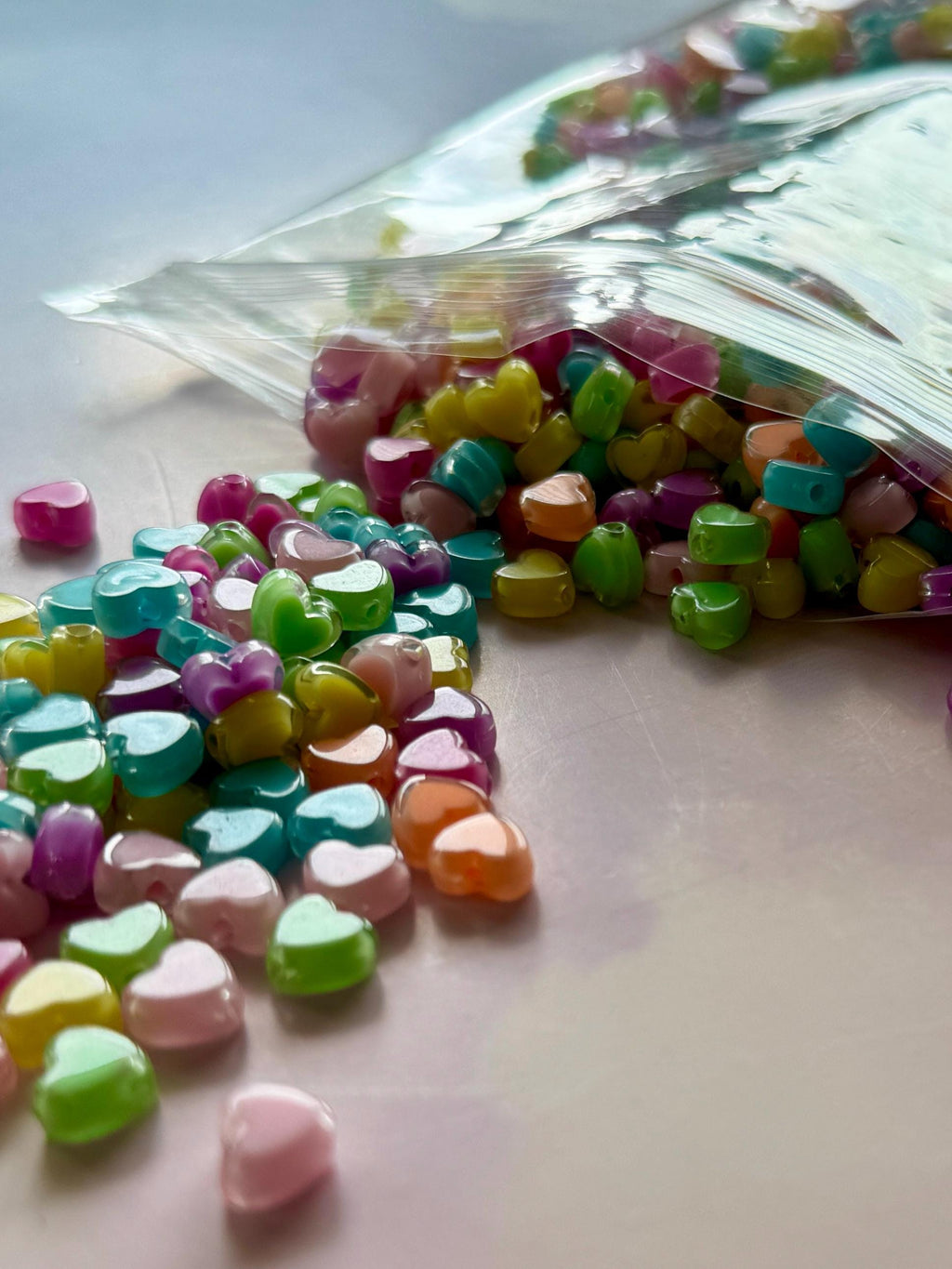 Mixed Colors Acrylic Heart Beads, 7mm, 100 Pcs