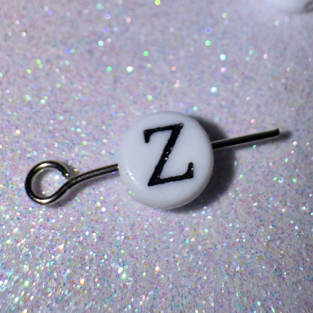 100 Greek Letter Beads: 7mm White Zeta "Z" Beads