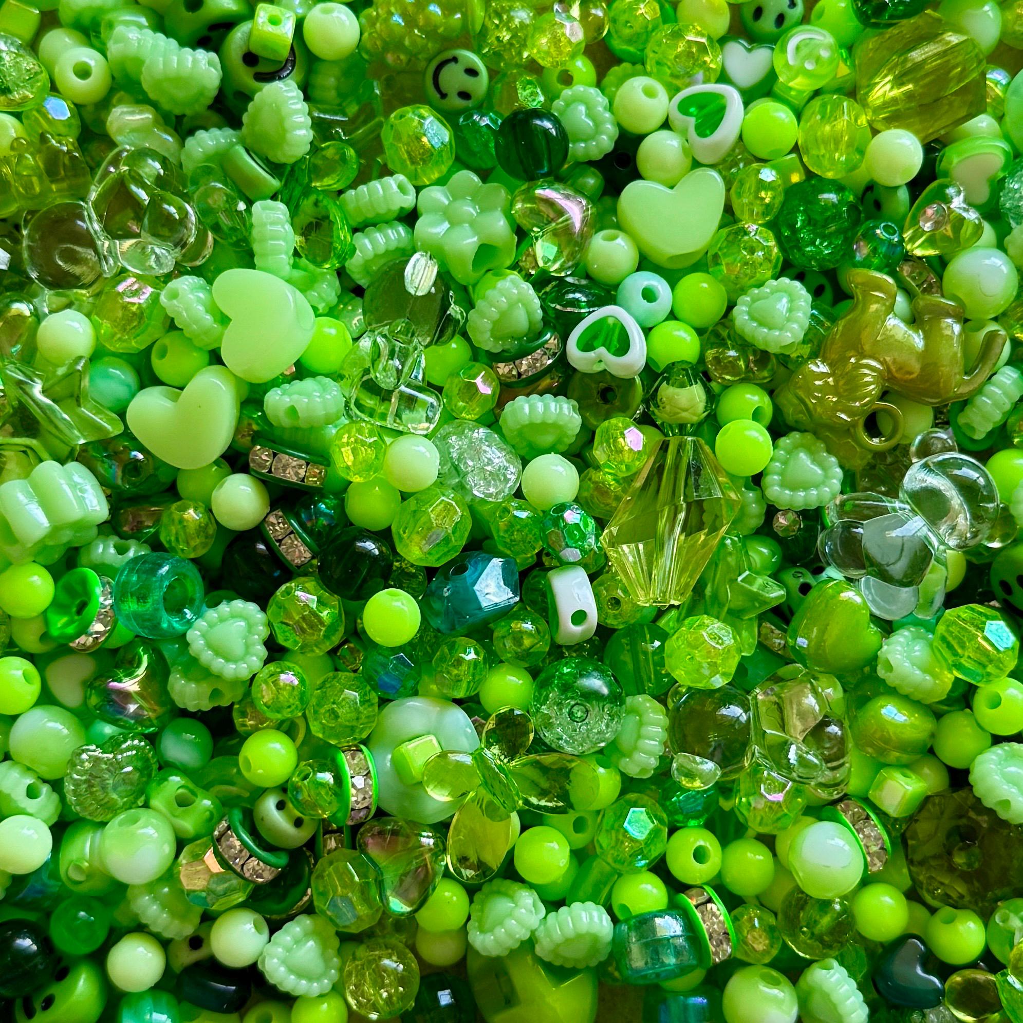 Kawaii Color-Themed Bead Bag, Kandi Kidcore Beads (200pcs)