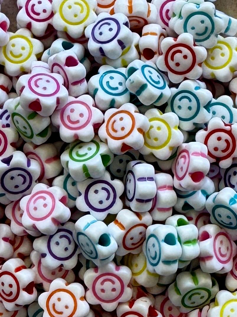 40 pcs Smiley Face Flower Beads, Acrylic, Mixed Colors, 10x11x5mm, Hole: 2mm